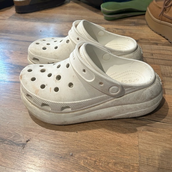 CROCS - Picture 2 of 2